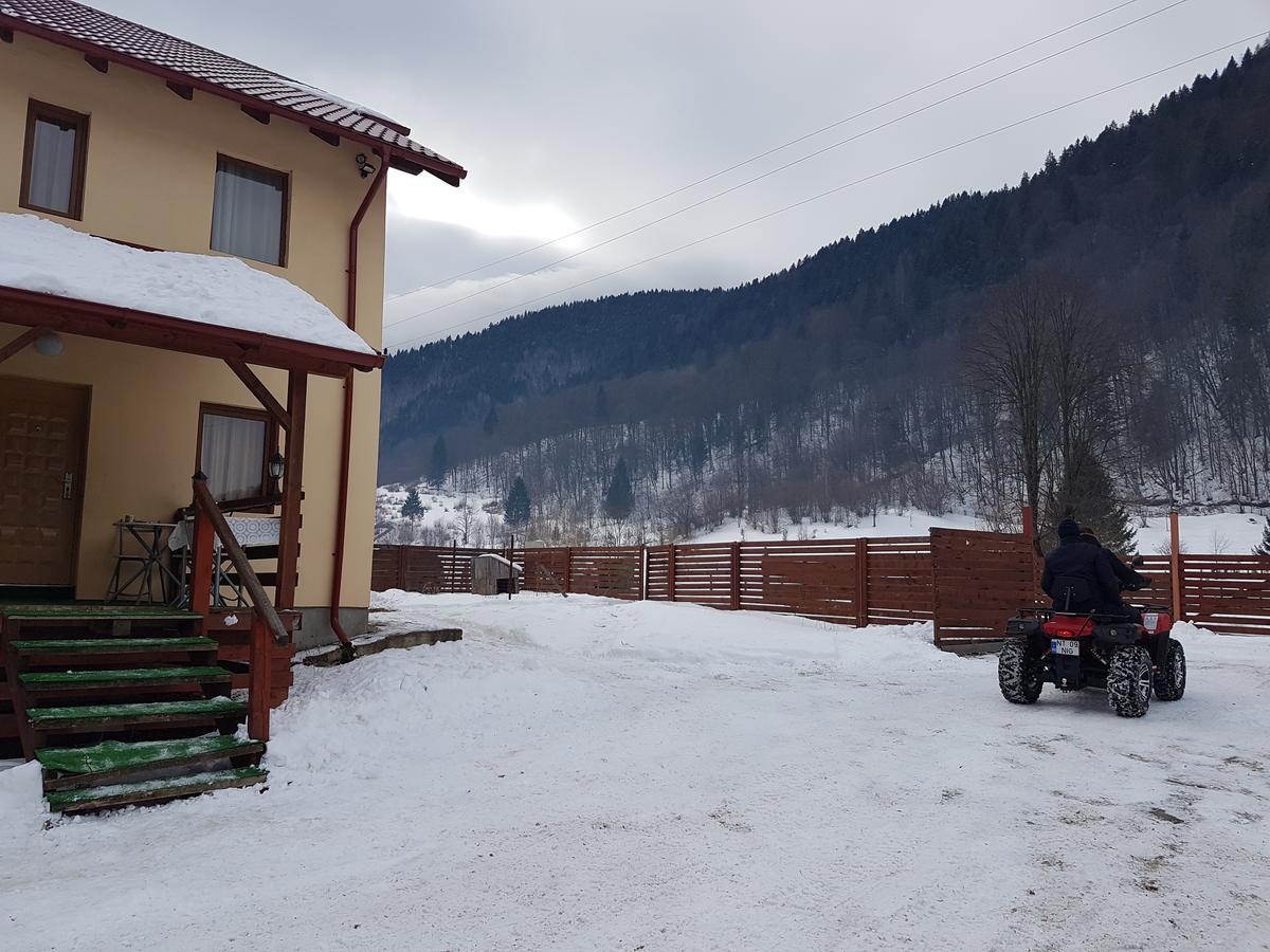 Vila Carmen Cazaci Екстер'єр фото